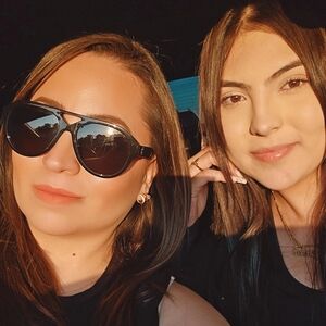 Meet your Posher, Dayana